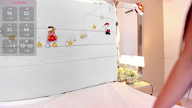 Lilly 2809  online show from December 2, 2025, 4:03 am