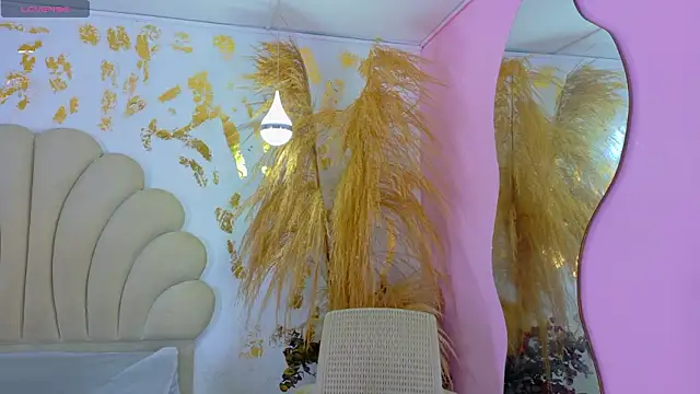 Snapshot of bonieklent chatting on February 8, 2026, 3:26 am bonieklent online show from February 8, 2026, 3:26 am