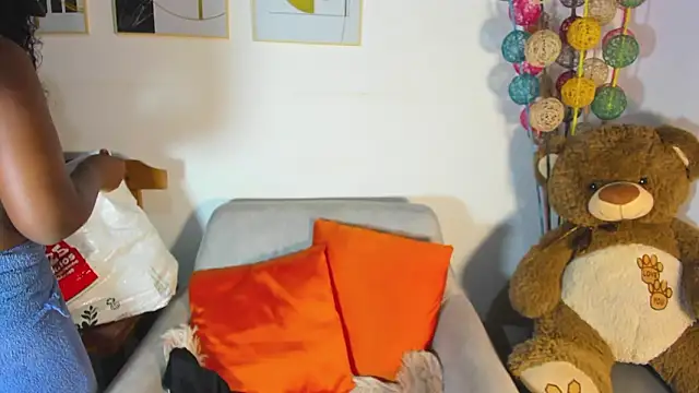 Snapshot of helena_copper_ chatting on March 23, 2026, 1:39 am helena copper online show from March 23, 2026, 1:39 am