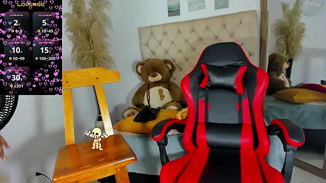 helena copper  online show from January 6, 2026, 7:29 pm