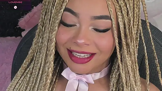 conny  curly online show from September 21, 2025, 1:27 pm