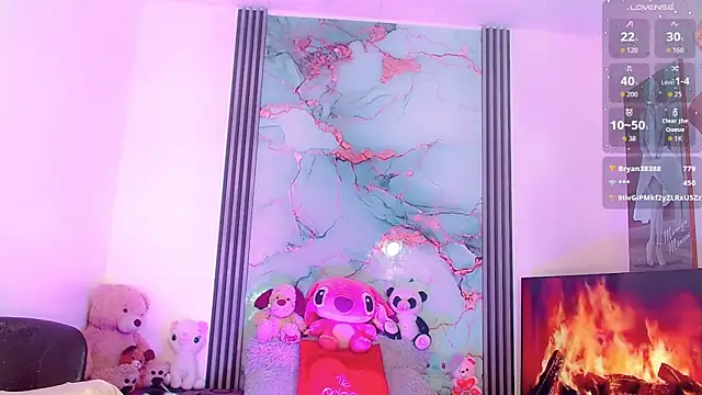 Snapshot of _ChanellR_ chatting on October 11, 2025, 11:00 am ChanellR online show from October 11, 2025, 11:00 am