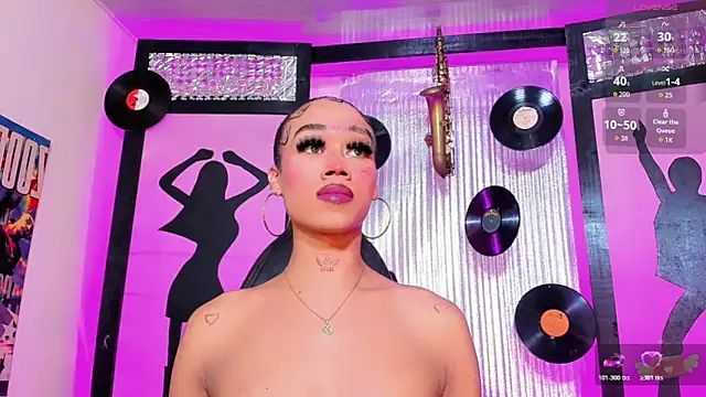  ChanellR  online show from April 13, 2026, 11:47 am