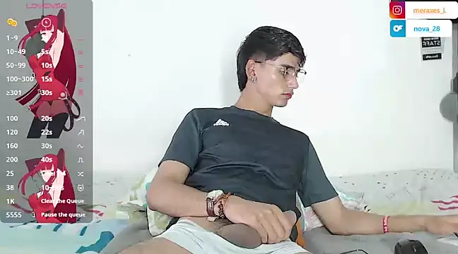 juan stiven online show from March 16, 2025, 8:10 pm