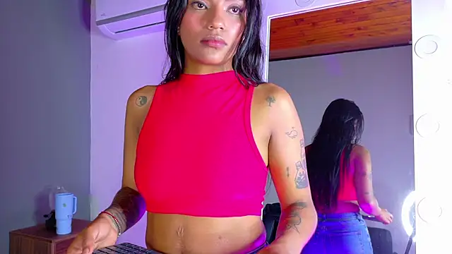 rachellmartinez online show from November 9, 2025, 11:36 am