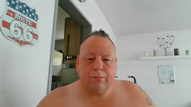 Snapshot of pimmelmann3 chatting on June 11, 2026, 9:06 am pimmelmann3 online show from June 11, 2026, 9:06 am