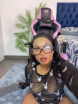 Stunning Booty online show from April 4, 2026, 7:42 pm