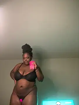 fantasygyal online show from May 24, 2026, 3:39 am