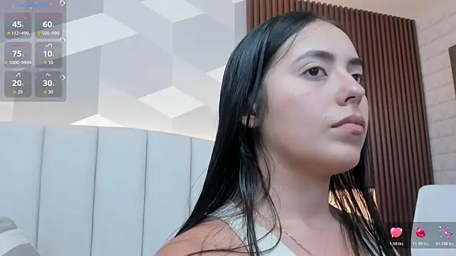 Snapshot of Julietasantos__ chatting on May 20, 2026, 6:27 pm Julietasantos online show from May 20, 2026, 6:27 pm