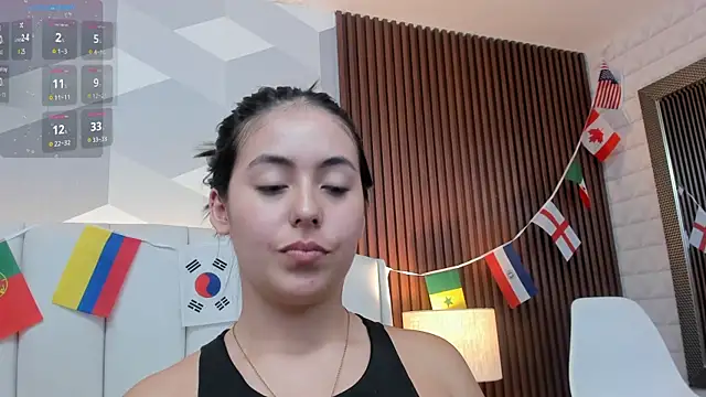Julietasantos   online show from July 14, 2026, 6:47 pm