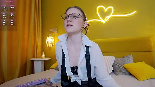 lessysweety online show from January 12, 2026, 3:24 am