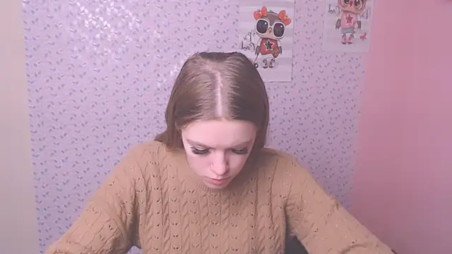 Snapshot of AliceFlirtt_ chatting on February 3, 2025, 12:36 pm AliceFlirtt online show from February 3, 2025, 12:36 pm