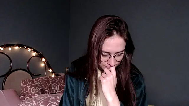 wow  kelly online show from October 1, 2025, 1:48 pm