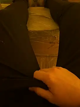 Snapshot of cussy007 chatting on February 9, 2026, 1:20 pm cussy007 online show from February 9, 2026, 1:20 pm