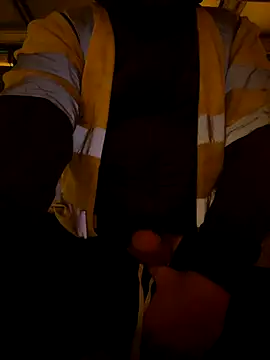 Snapshot of cussy007 chatting on December 18, 2025, 2:10 pm cussy007 online show from December 18, 2025, 2:10 pm