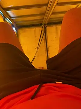 Snapshot of cussy007 chatting on April 9, 2026, 12:22 pm cussy007 online show from April 9, 2026, 12:22 pm