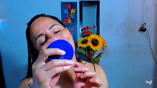 juanblakbigcock online show from May 12, 2026, 2:45 pm