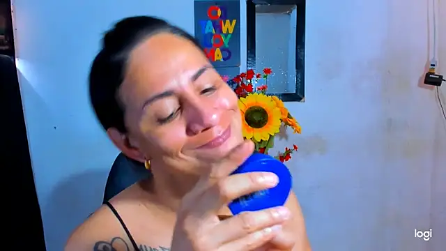 juanblakbigcock online show from May 13, 2026, 2:35 pm