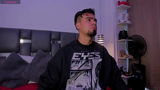 PittAndLunaa online show from February 5, 2026, 12:12 pm