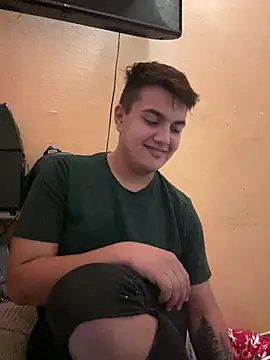 lacikaboyy online show from January 29, 2025, 9:17 pm