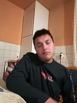 lacikaboyy online show from December 27, 2024, 10:26 pm