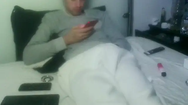 Snapshot of VersGuy24 chatting on January 7, 2026, 6:29 am VersGuy24 online show from January 7, 2026, 6:29 am