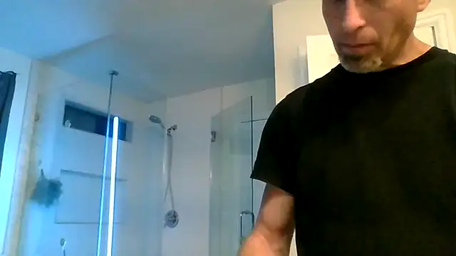 El Gizmo online show from May 22, 2026, 3:37 am