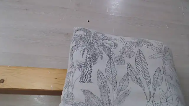 CRISTIINA37 online show from October 2, 2025, 11:46 am