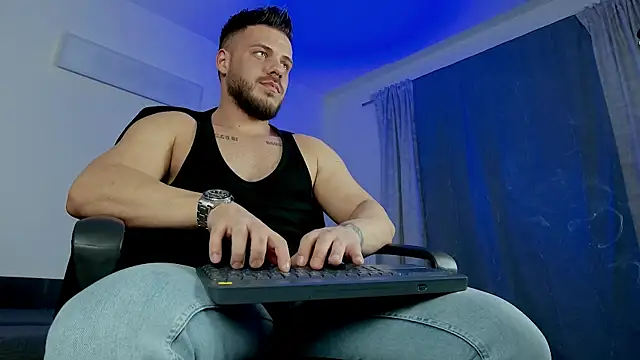 Snapshot of juliusmasters chatting on February 9, 2025, 8:24 pm juliusmasters online show from February 9, 2025, 8:24 pm
