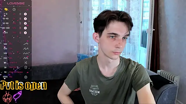 Aaron Boom online show from May 8, 2026, 1:59 pm