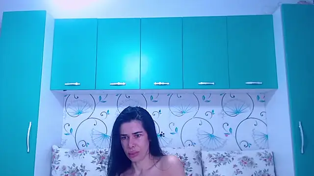 demiemorre online show from November 11, 2025, 5:35 am