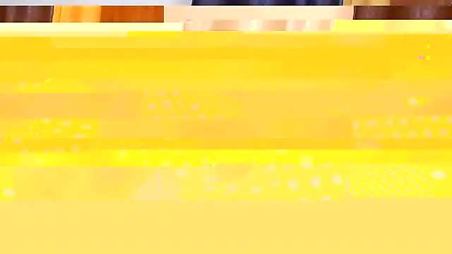 queen lov online show from November 3, 2025, 10:57 pm