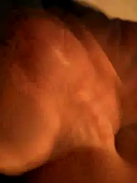 Snapshot of Hatah_ chatting on February 23, 2025, 3:45 am Hatah online show from February 23, 2025, 3:45 am