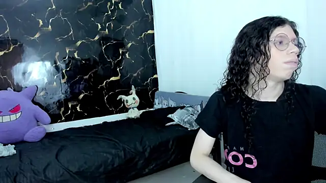 Angel Dust18 online show from April 10, 2026, 6:04 pm