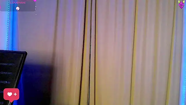Snapshot of CallMeSima chatting on February 22, 2025, 3:01 am CallMeSima online show from February 22, 2025, 3:01 am