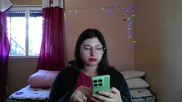 imsohornydacom online show from May 11, 2026, 3:40 pm