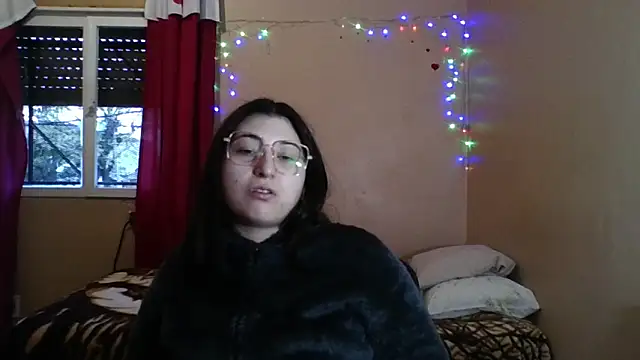 imsohornydacom online show from May 15, 2026, 8:40 pm