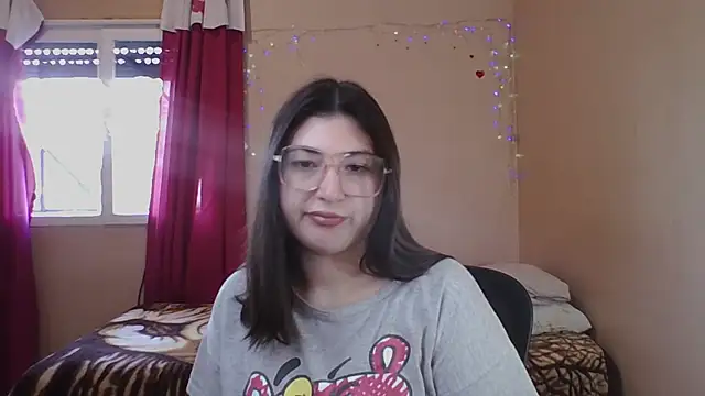 Snapshot of imsohornydacom chatting on July 16, 2026, 4:37 pm imsohornydacom online show from July 16, 2026, 4:37 pm