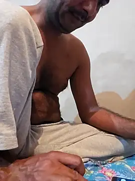 BLACK DiCK DADDY 32 online show from April 4, 2026, 6:58 pm