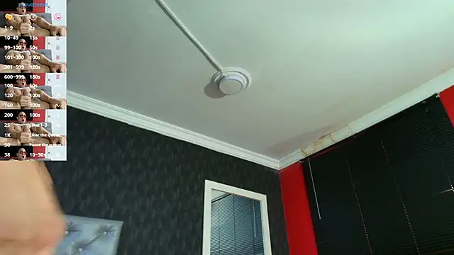 Snapshot of AlexLenox_ chatting on September 19, 2025, 1:04 pm AlexLenox online show from September 19, 2025, 1:04 pm