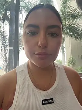 sukhakunis1 online show from November 24, 2025, 5:02 pm