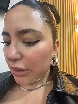 sukhakunis1 online show from March 23, 2026, 3:12 pm