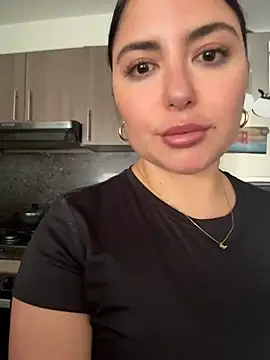 sukhakunis1 online show from November 13, 2025, 4:00 pm