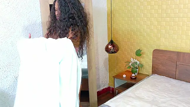 Squirter pussybomb online show from January 23, 2025, 3:58 am