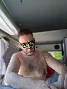 Snapshot of pachapeter chatting on April 4, 2026, 11:28 am pachapeter online show from April 4, 2026, 11:28 am