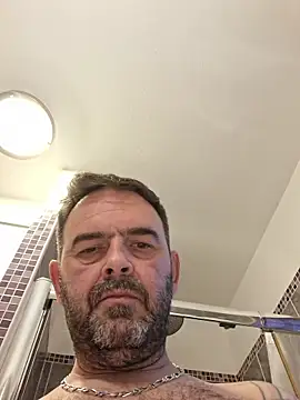 Snapshot of pachapeter chatting on April 15, 2026, 6:34 pm pachapeter online show from April 15, 2026, 6:34 pm