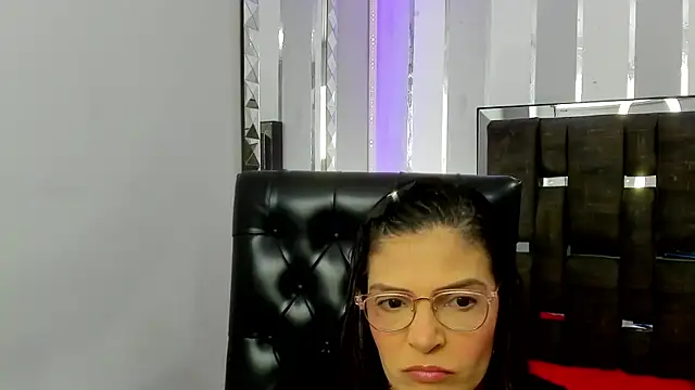 Snapshot of KatteMoss chatting on March 7, 2025, 8:22 pm KatteMoss online show from March 7, 2025, 8:22 pm