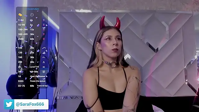 Sara Foxx1 online show from October 16, 2025, 8:06 pm