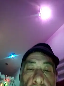 Snapshot of DaddyQuimHot chatting on January 18, 2026, 4:16 am DaddyQuimHot online show from January 18, 2026, 4:16 am