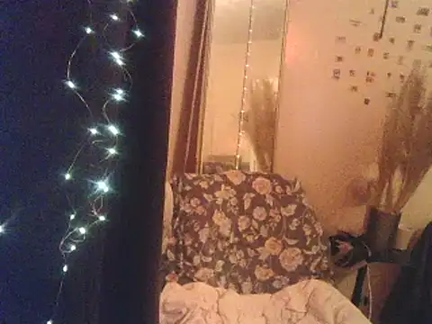 Snapshot of DaddyQuimHot chatting on February 6, 2025, 3:59 am DaddyQuimHot online show from February 6, 2025, 3:59 am